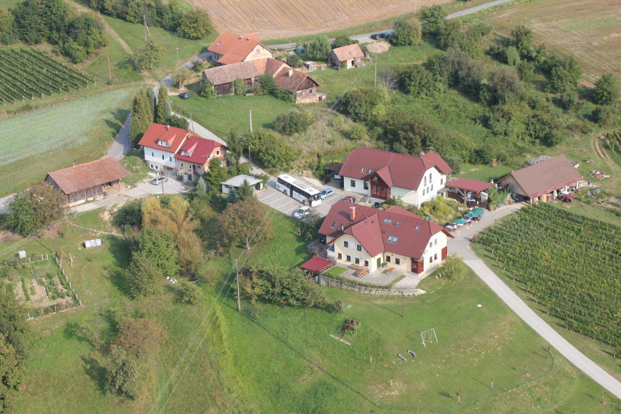 Tourist Farm Joannes Hotell Maribor Exteriör bild