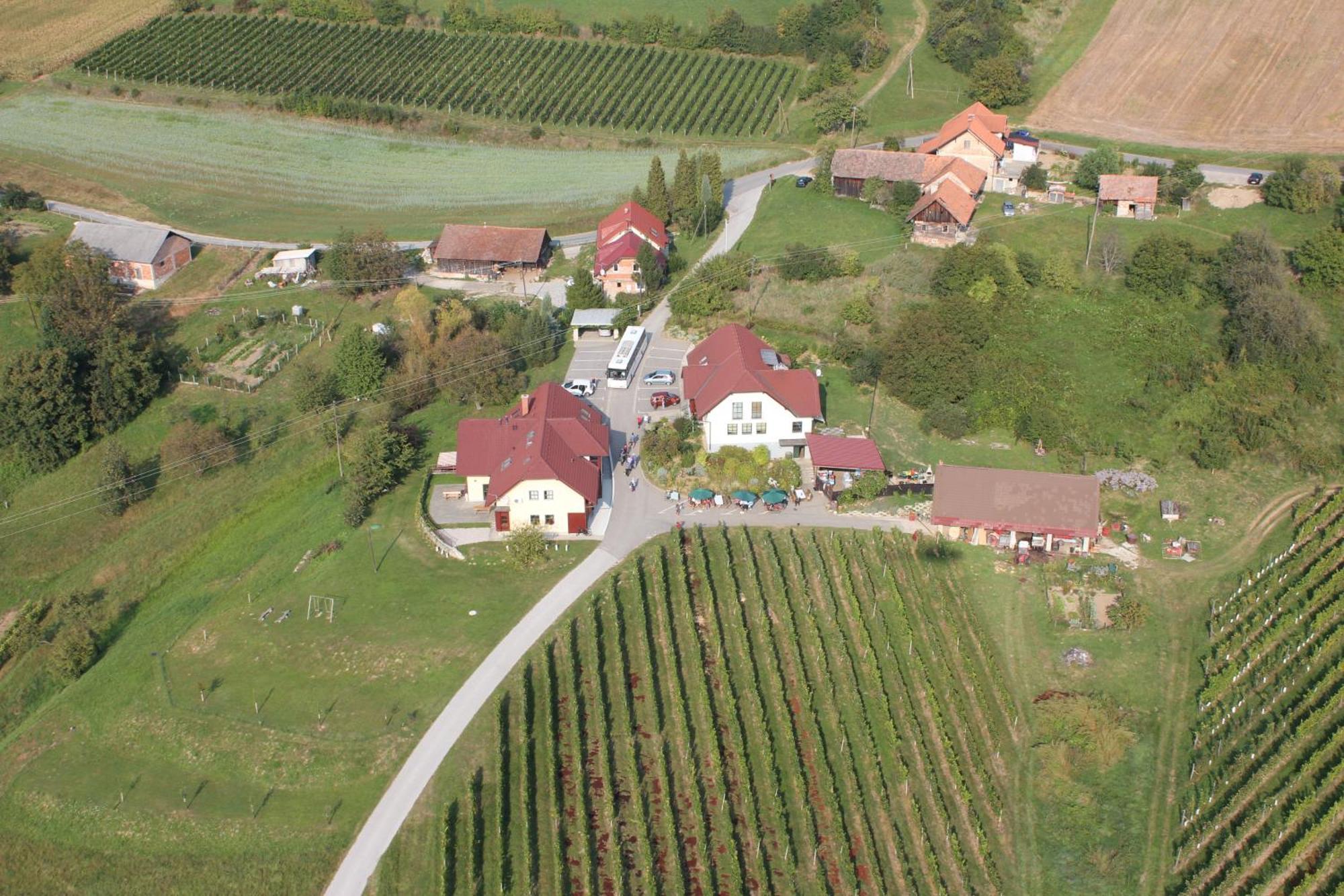 Tourist Farm Joannes Hotell Maribor Exteriör bild